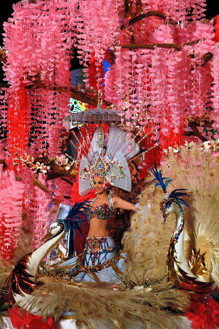 Canary Islands, Santa Cruz De Tenerife: Contestant At The Annual Carnival Queen Show Before The City's Carnival. Copyright Anna Watson/Axiom.