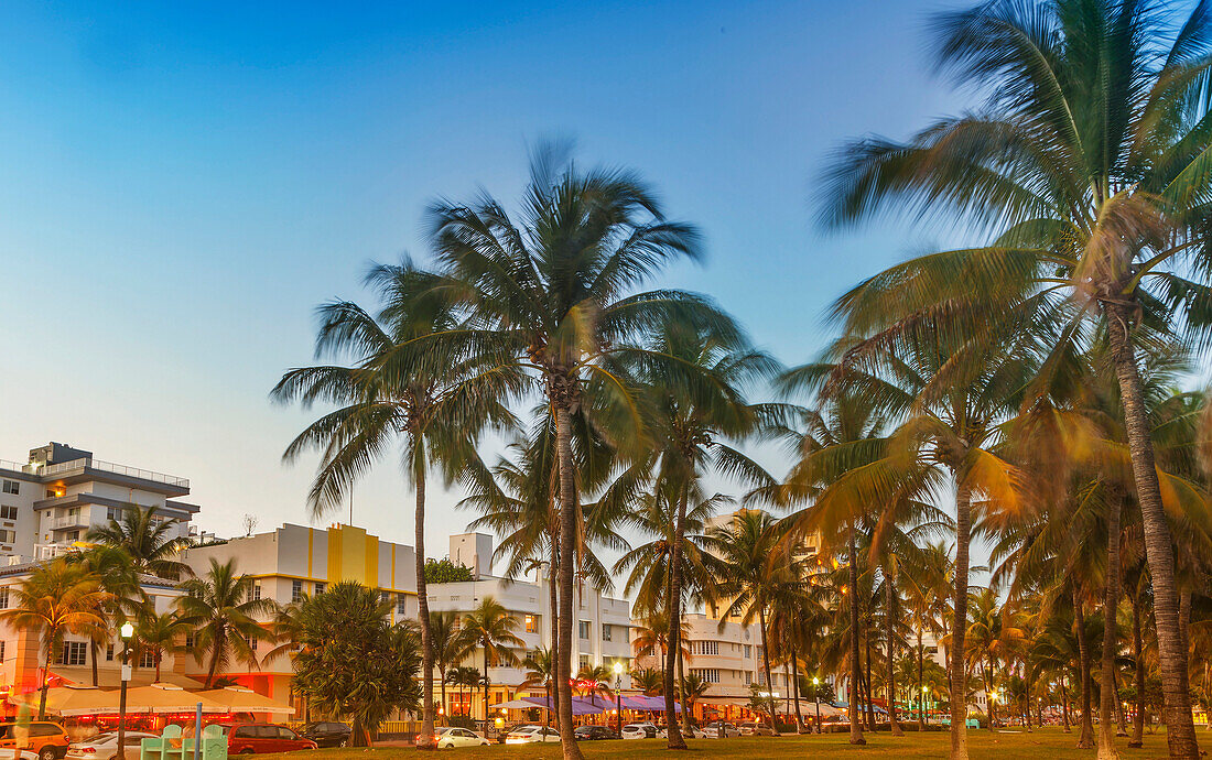 Art Deco District, Ocean Drive, South Beach, Miami Beach, Florida, United States of America, North America