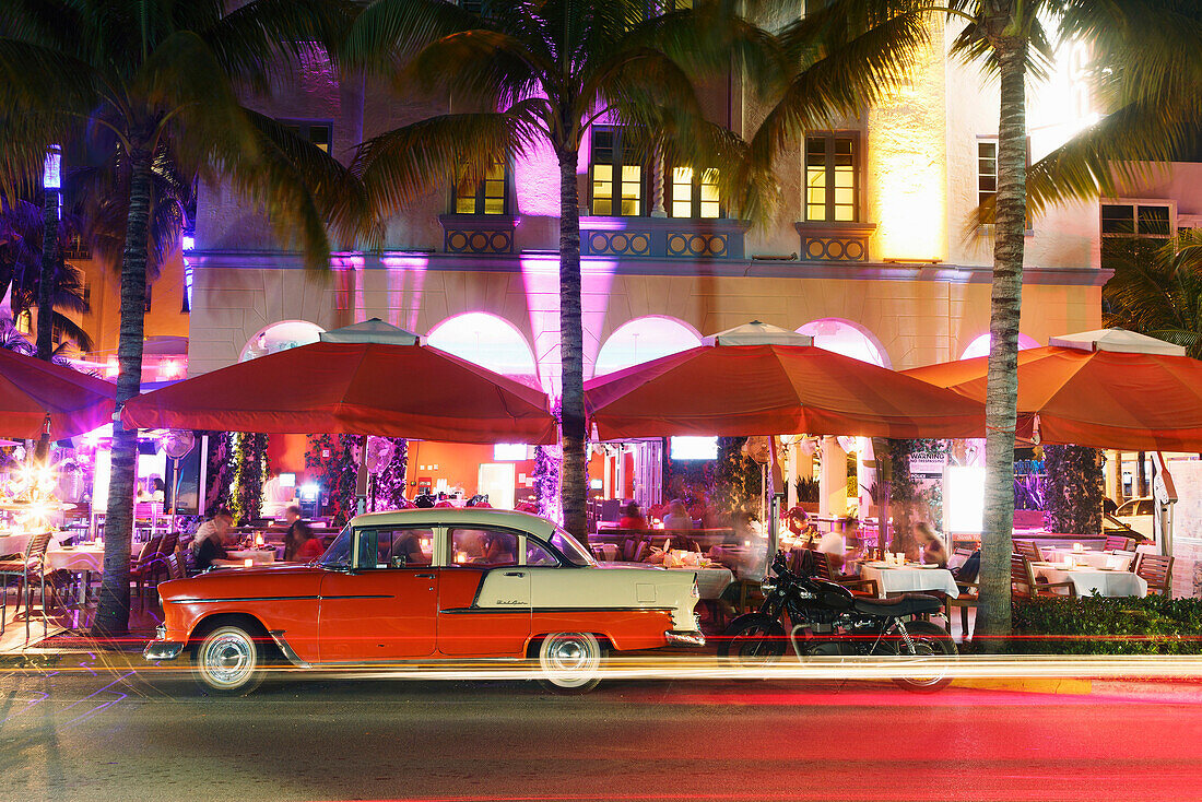 Art Deco District, Ocean Drive, South Beach, Miami Beach, Florida, United States of America, North America