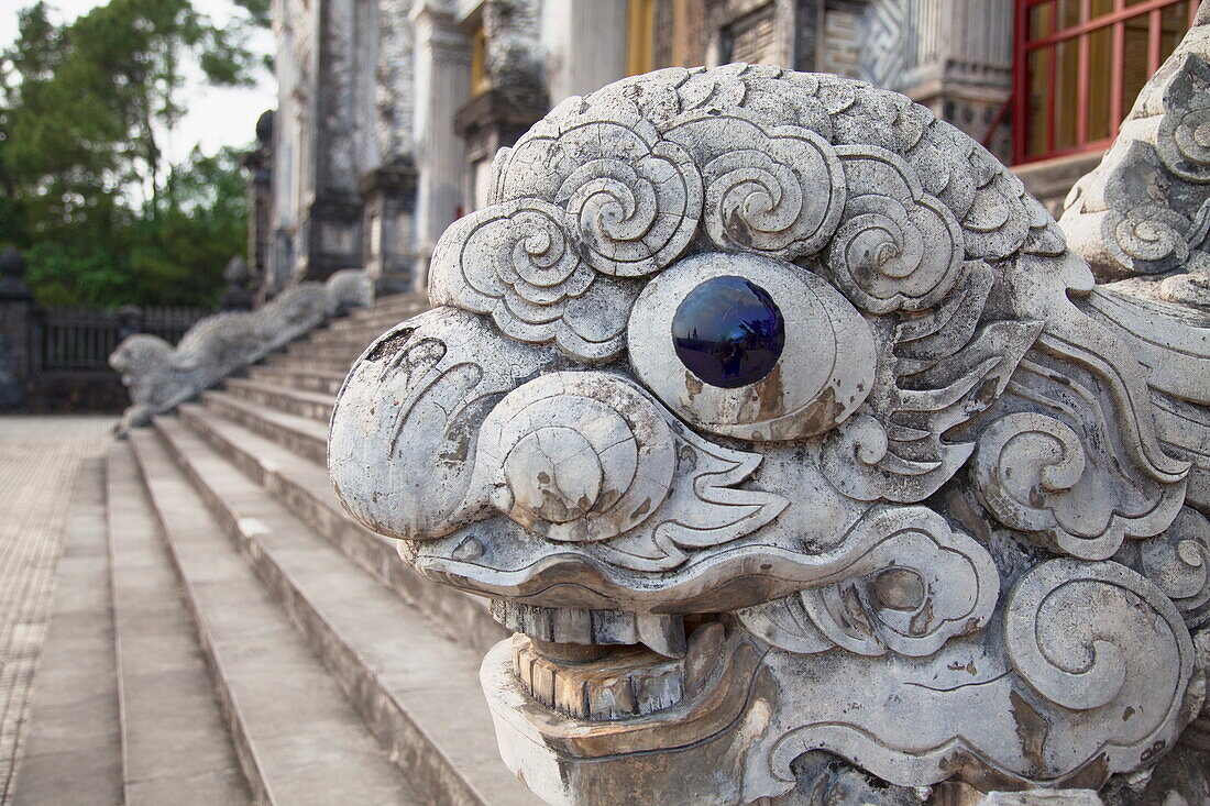 Statue at Tomb of Khai Dinh, UNESCO World Heritage Site, Hue, Thua Thien-Hue, Vietnam, Indochina, Southeast Asia, Asia