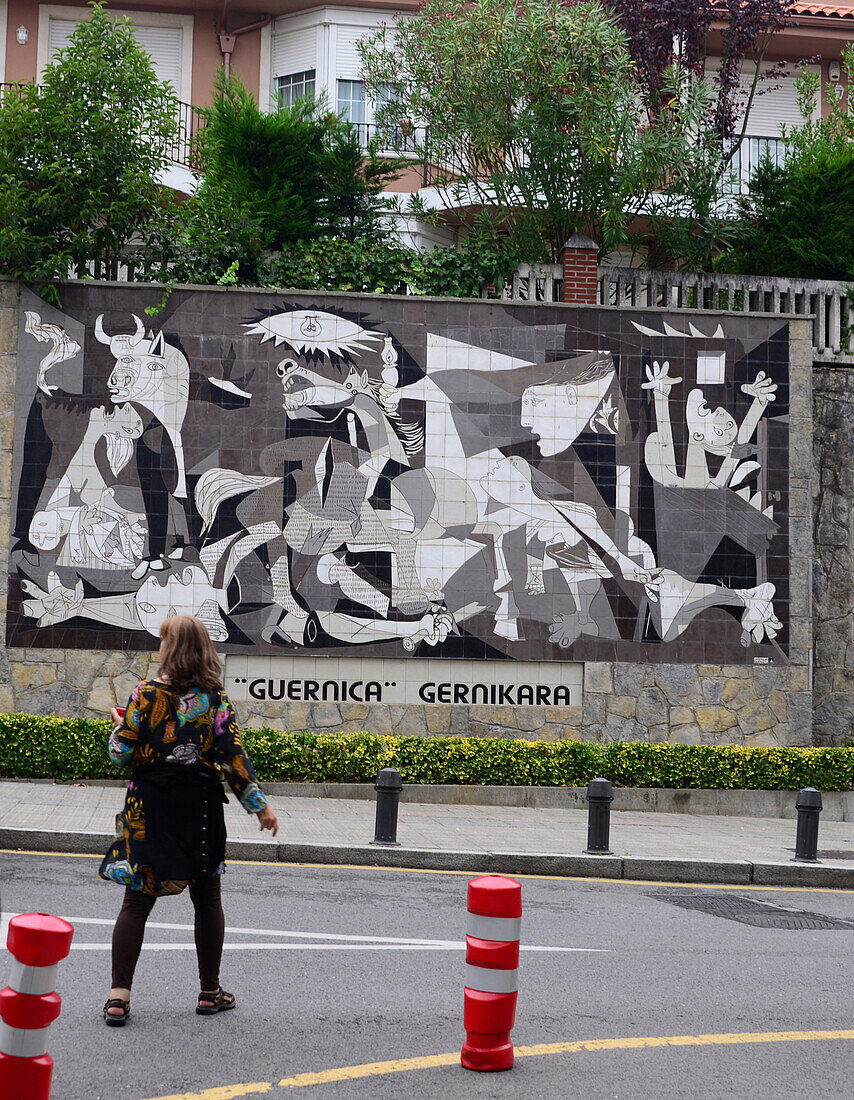 in Guernica, Baskenland, Nord-Spanien, Spanien