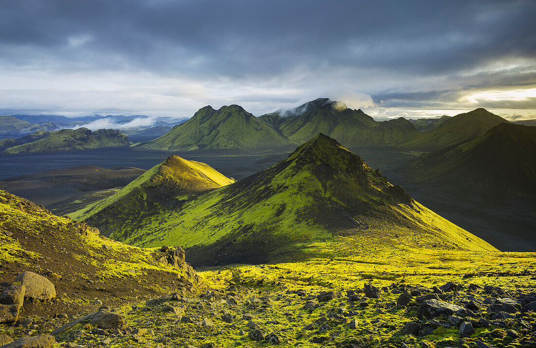 Mountain landscape, Storkonufell, Mofell, Fjallabak, South Island, Island