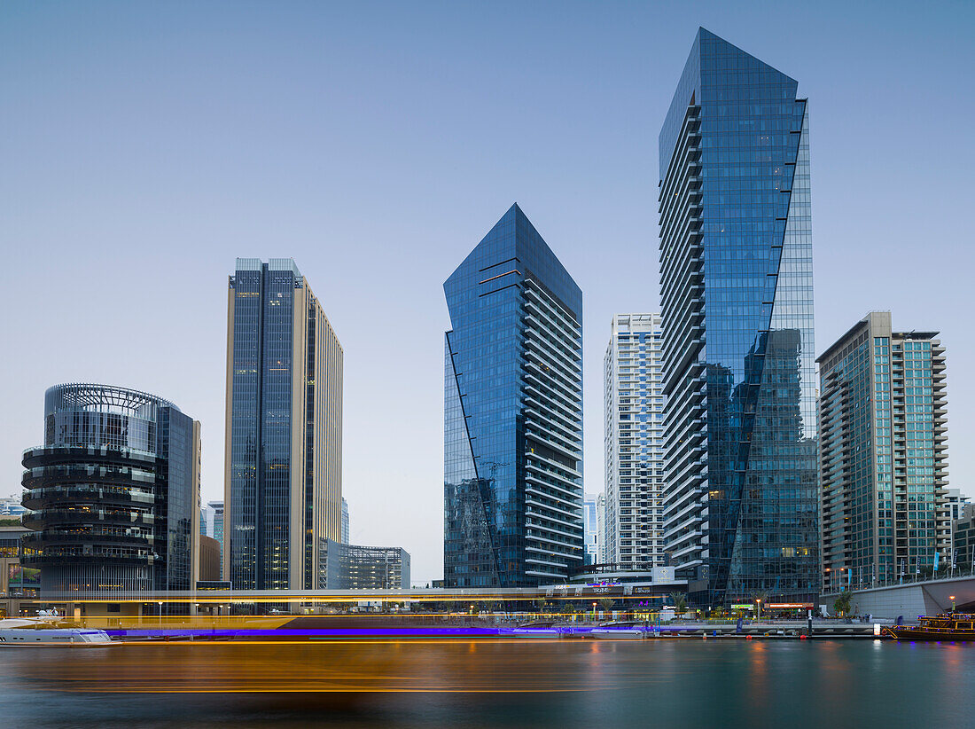 Skyscrapers in the harbour at Dubai Marina, Dubai, Unites Arab Emirates, UAE