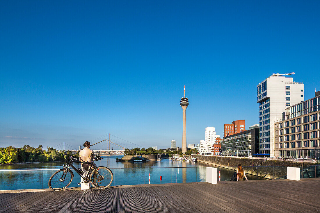 Modern buildings and television tower, Neuer Zollhof, Media harbour, Duesseldorf, North Rhine Westphalia, Germany