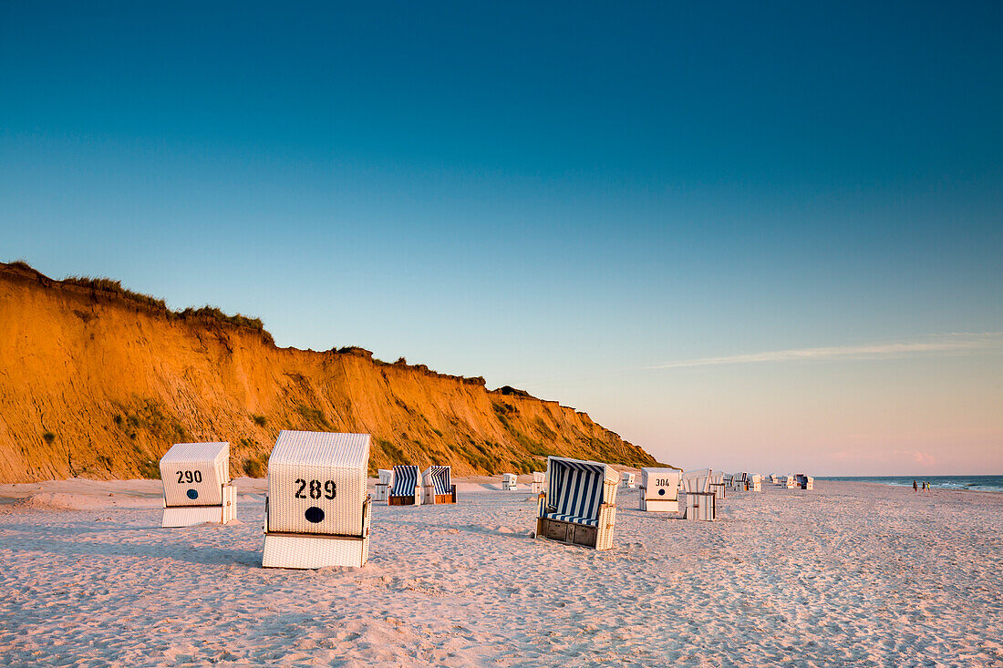 Beach chairs on the beach, red cliff, Kampen, Sylt Island, North Frisian Islands, Schleswig-Holstein, Germany