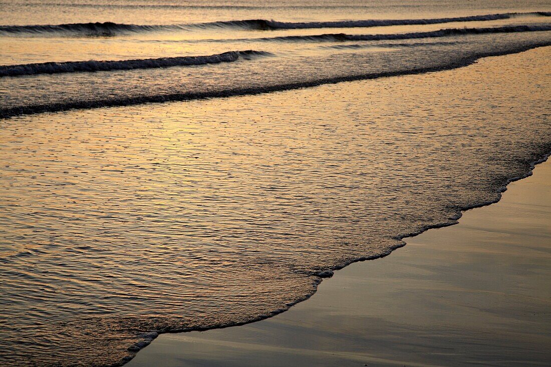 Plage, Hendaye, Aquitaine, France.