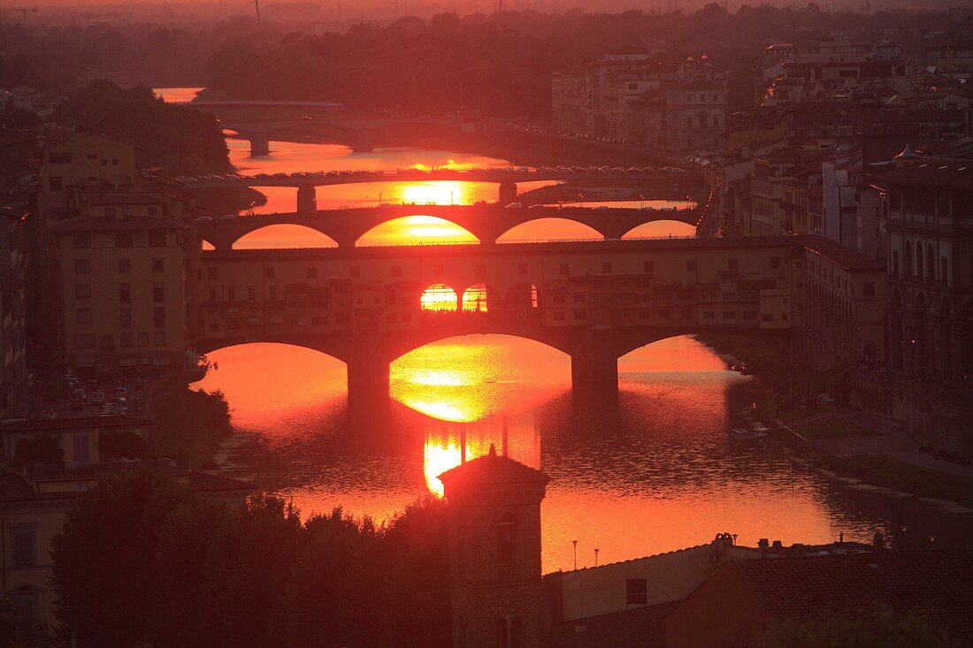 Ponte Vecchio at sunset, Florence, Tuscany, Italy