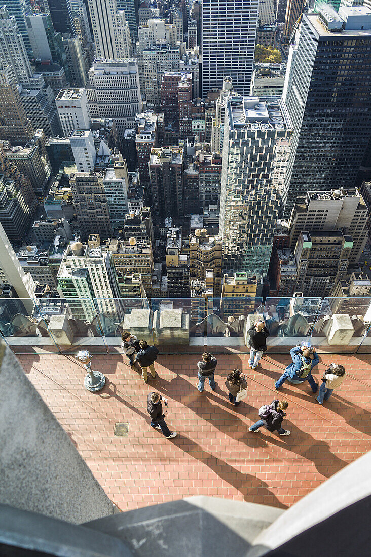 USA, New York, New York City, Manhattan view from atop the 30 Rock viewning Platform.