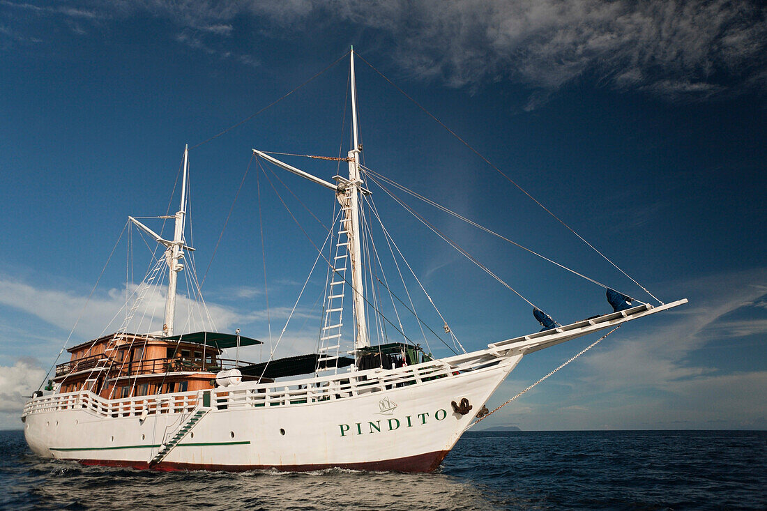 Liveaboard near Sorong, Raja Ampat, West Papua, Indonesia