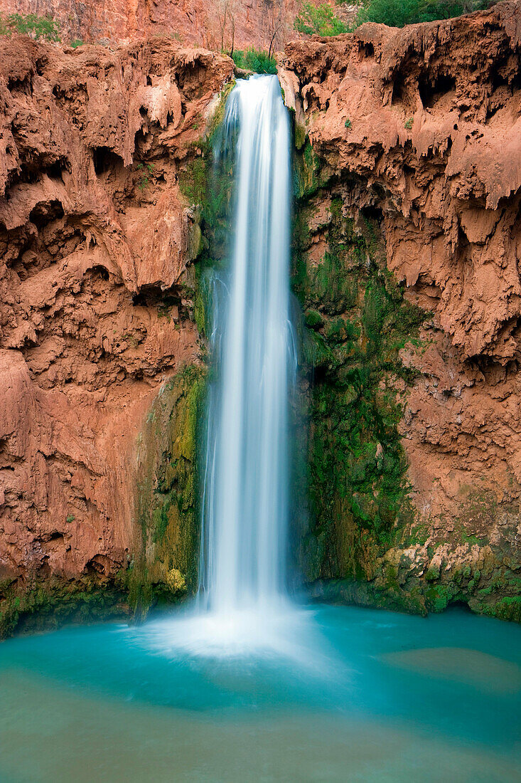 Mooney Falls, USA, Amerika, Vereinigte Staaten, Arizona, Grand Canyon Nationalpark, Tal, Canyon, Fluss Wasserfall, Felsen, Tuffs