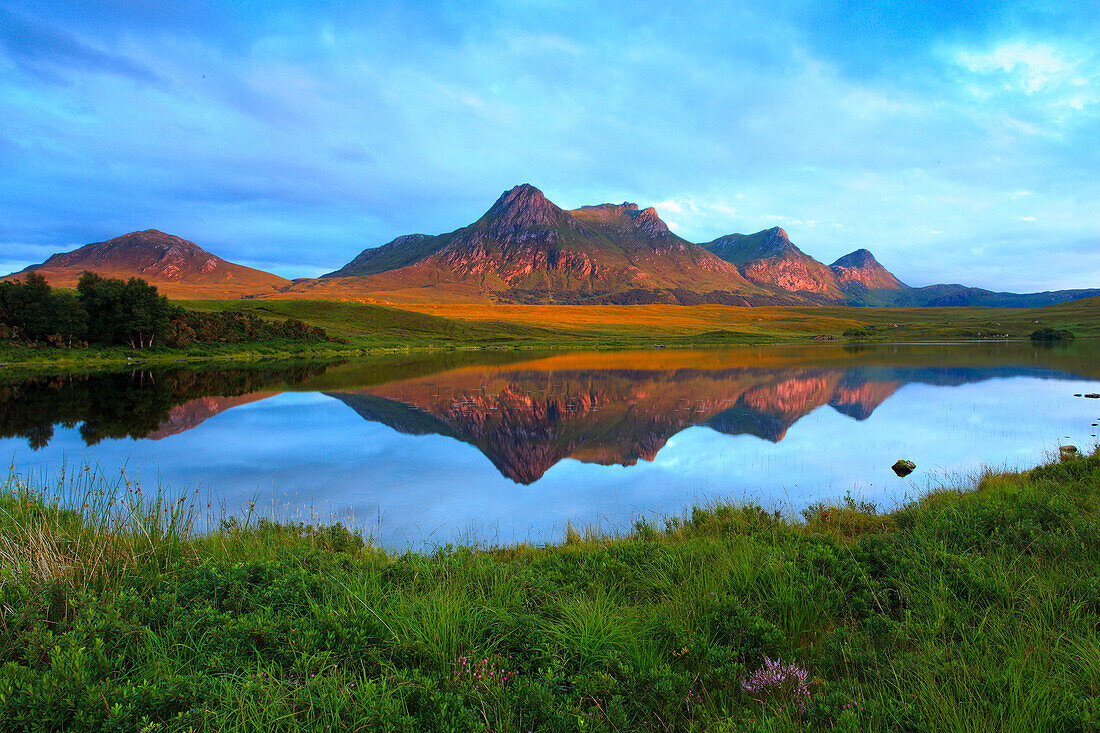 Evening, evening mood, Ben Loyal, mountain, mountains, mountains, bodies of water, summits, peaks, glowing, Highland, highlands,