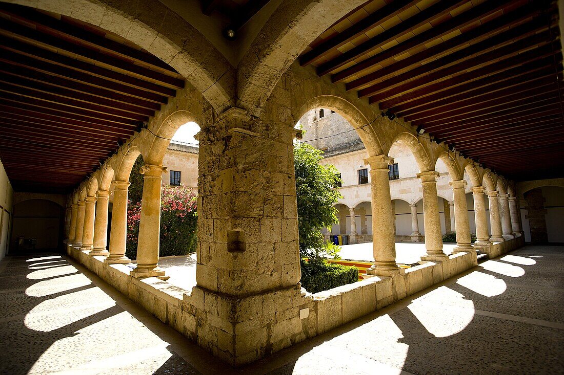 Cloister des Minims Muro Es Pla Mallorca Balearen Spanien