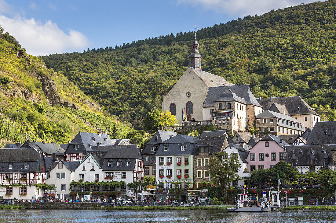 The picturesque village of Beilstein with river Moselle, Rhineland-Palatinate, Germany, Europe