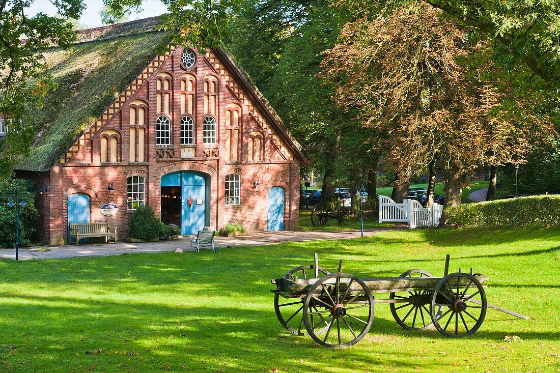 Traditional farmhouse in the picturesque village of Worpswede, Lower Saxony, Germany, Europe