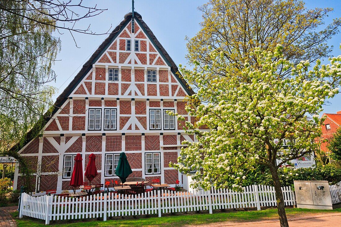 Traditional timbered house in Steinkirchen, Lower Saxony, Germany, Europe