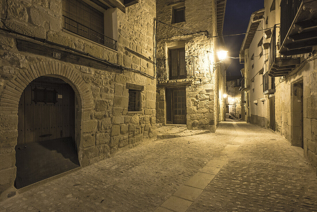 Historic town of Valderrobres by night, Matarraña, Teruel, Aragón, Spain.