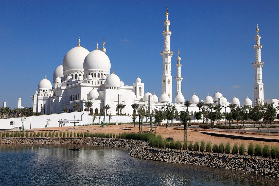 United Arab Emirates, Abu Dhabi, Sheikh Zayed bin Sultan al-Nahyan Mosque,