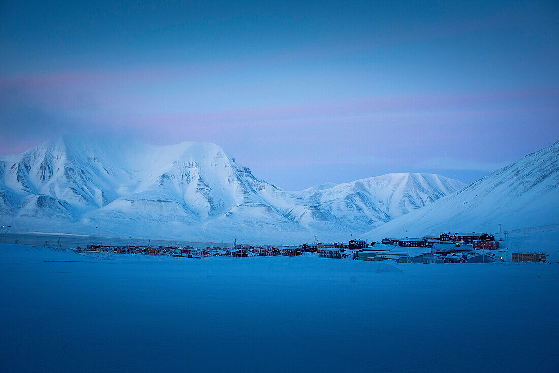 Longyearbyenat dawn, Spitzbergen, Svalbard, Norway