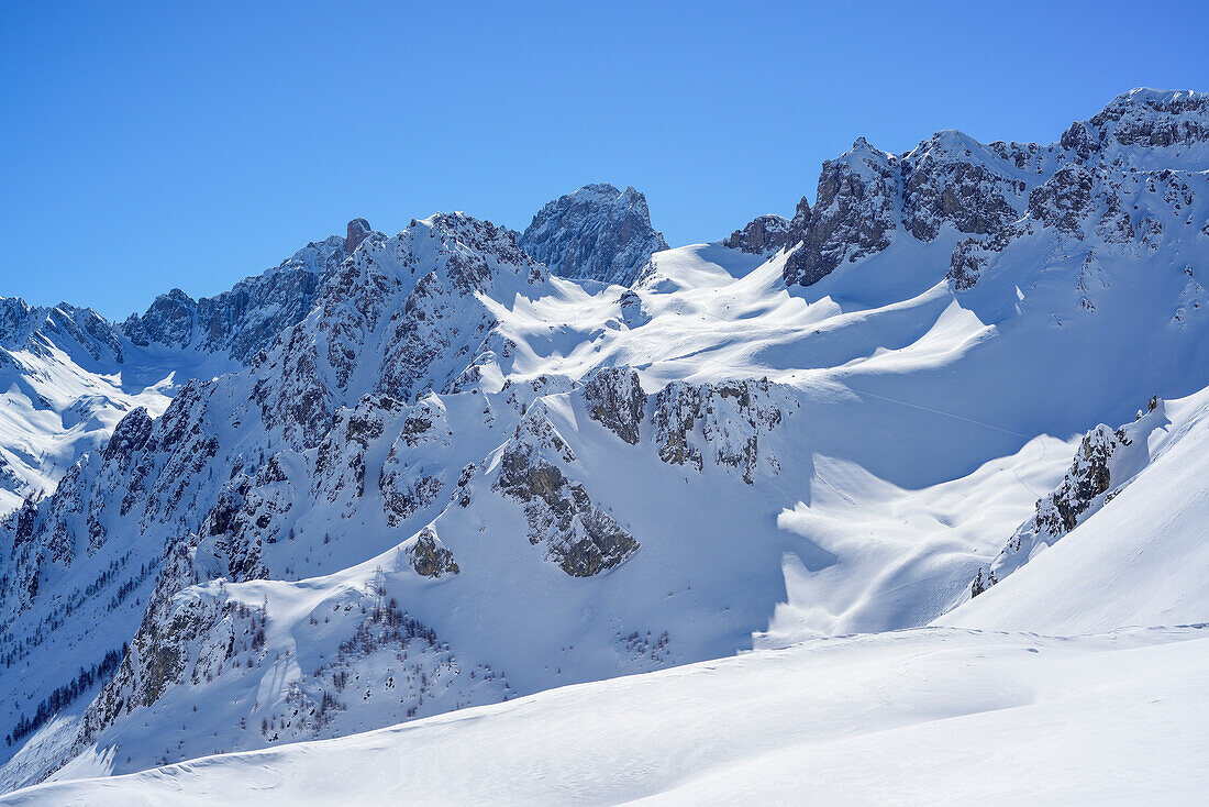 Blick auf Punta Le Teste, Monte Oronaye und Monte Soubeyran, Vallonasso di Sautron, Valle Maira, Cottische Alpen, Piemont, Italien