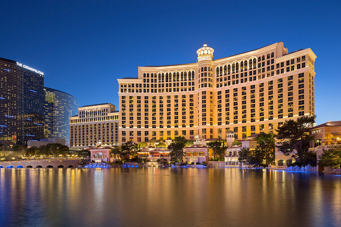 Bellagio Hotel, Lake Bellagio, Strip, South Las Vegas Boulevard, Las Vegas, Nevada, USA