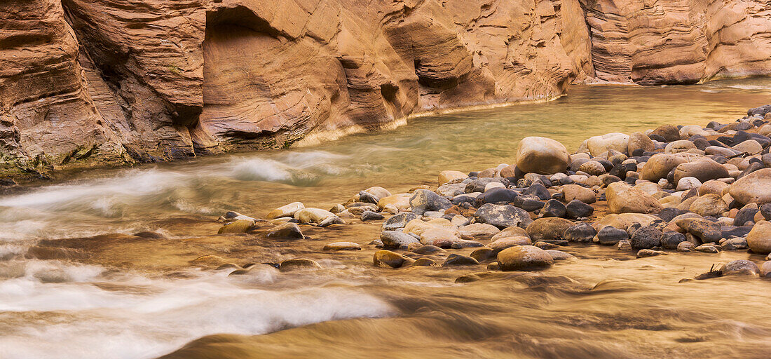 Virgin River, Narrows, Schlucht, Zion National Park, Utah, USA