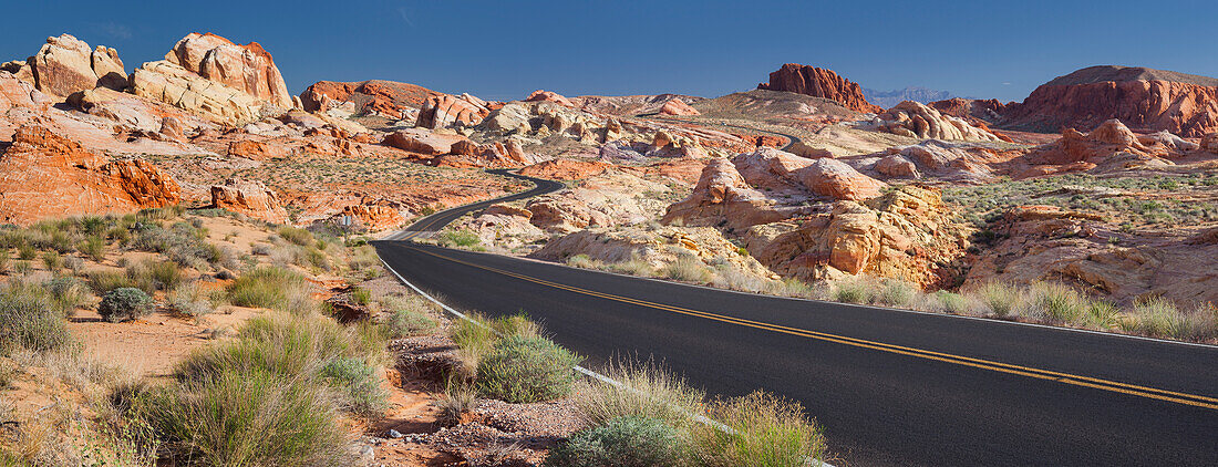 Mouse's Tank Road, Valley of Fire State Park, Nevada, USA