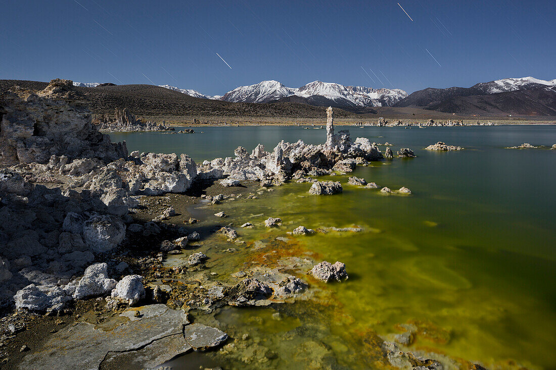 Tufa, Mono Lake, Sierra Nevada, California, USA