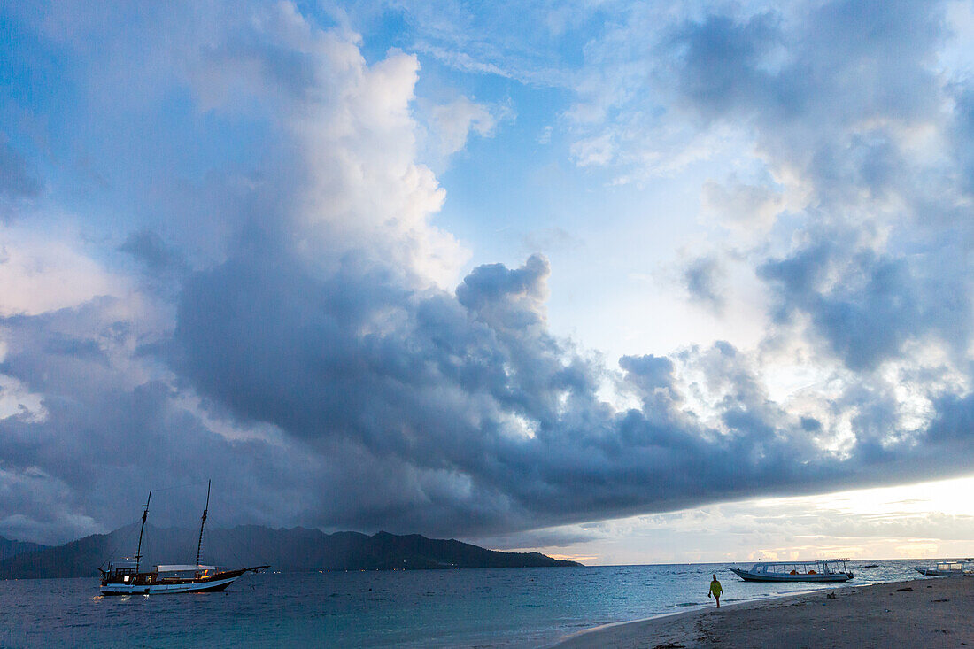 Beach in the evening, Gili Air, Lombok, Indonesia