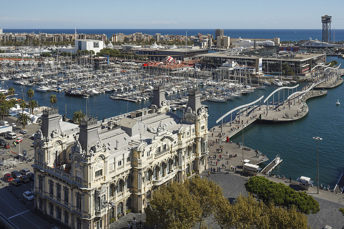 stately building of Port de Barcelona, Rambla del Mar, marina, Maremagnum shopping center, Port Vell, harbour, Ciutat Vella, Barcelona, Catalunya, Catalonia, Spain, Europe