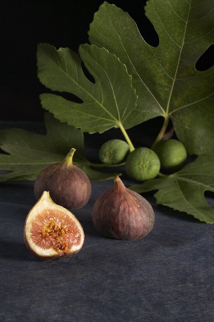 Fresh Figs, Whole and Half