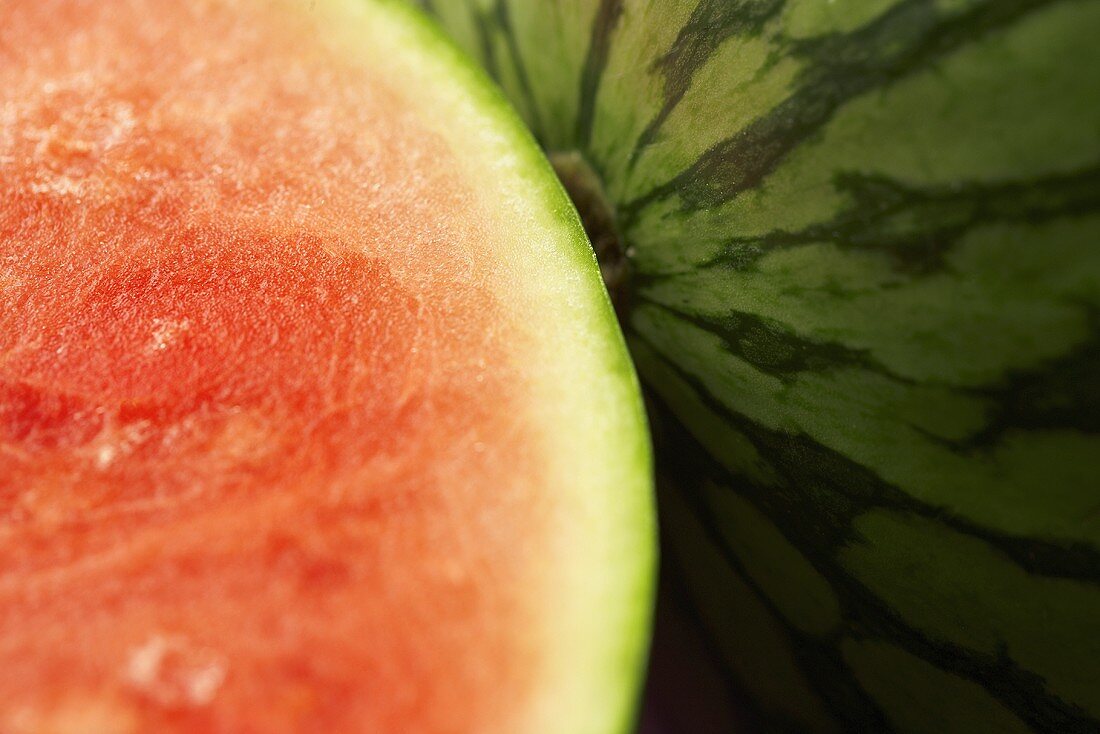Eine halbierte Dulcinea-Wassermelone (Nahaufnahme)
