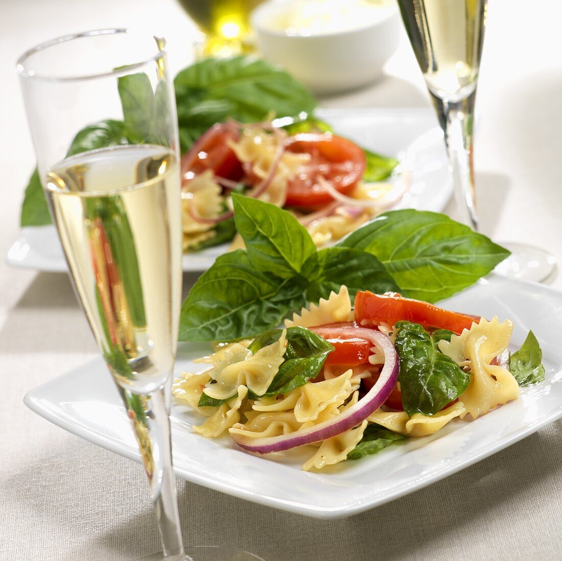 Farfalle Salad with Tomato and Basil; White Wine