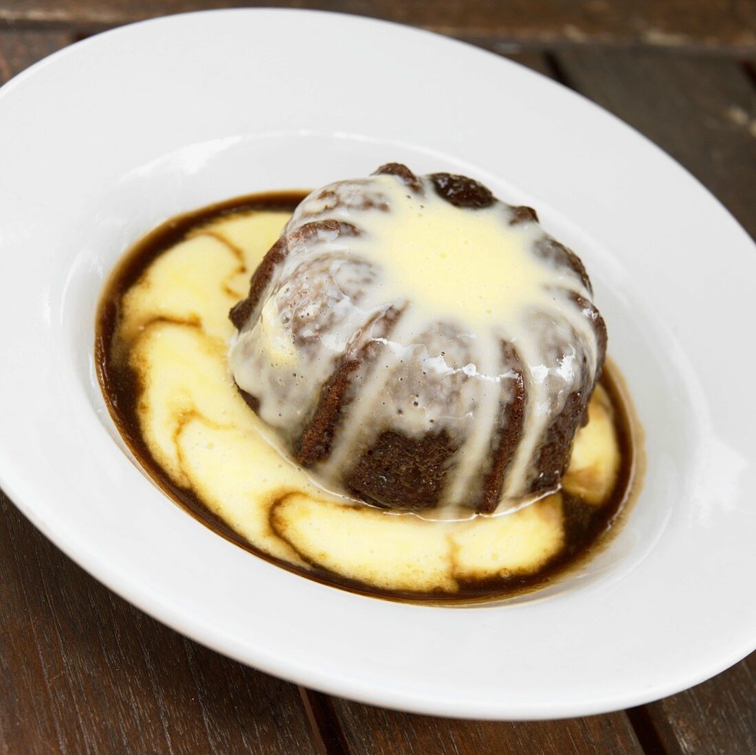 Individual Chocolate Pudding with Custard