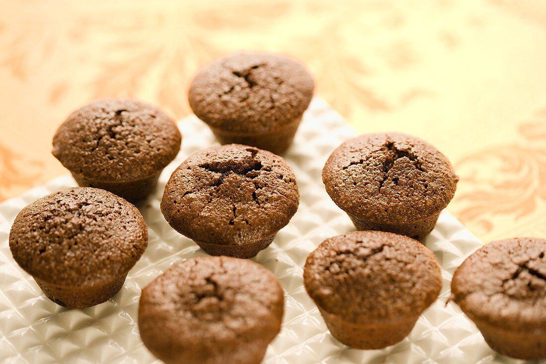 Mehrere Mini-Schokoladen-Muffins