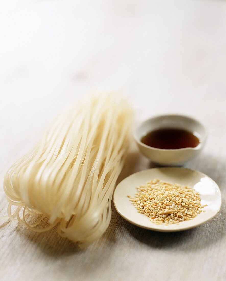 Rice Noodles with Sesame Seeds and Sesame Oil