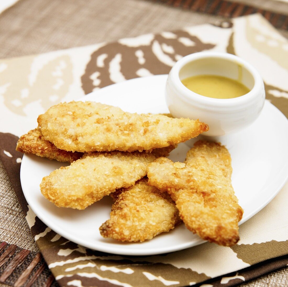 Chicken Fingers (panierte Hähnchenfilets) mit Honey Mustard Dip