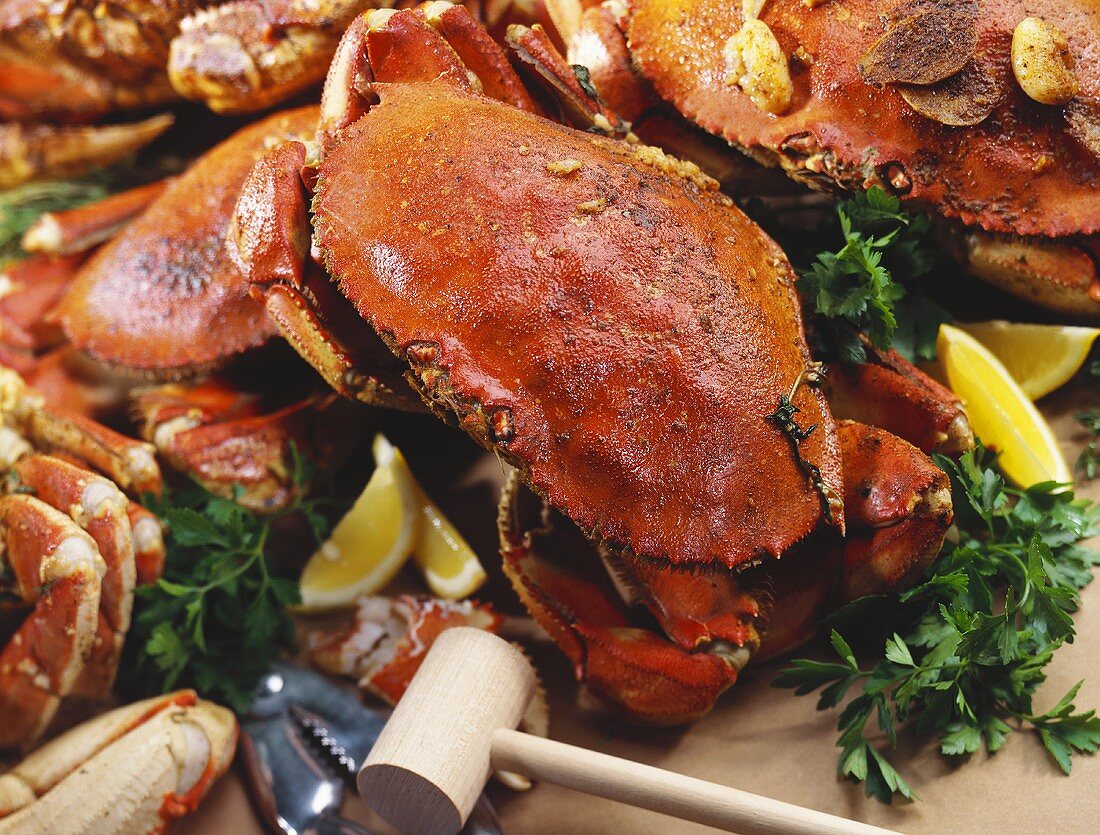 Whole Crabs with Lemon