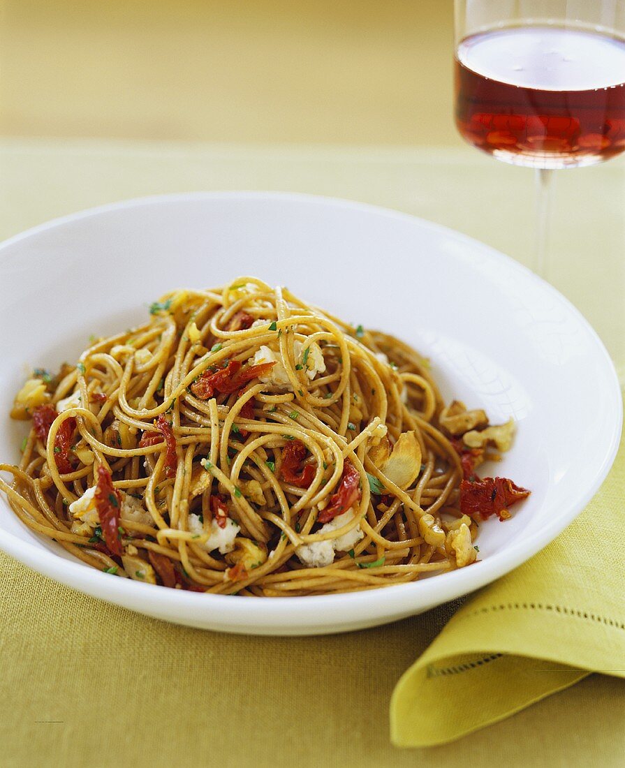 Whole Wheat Pasta with Sun Dried Tomatoes