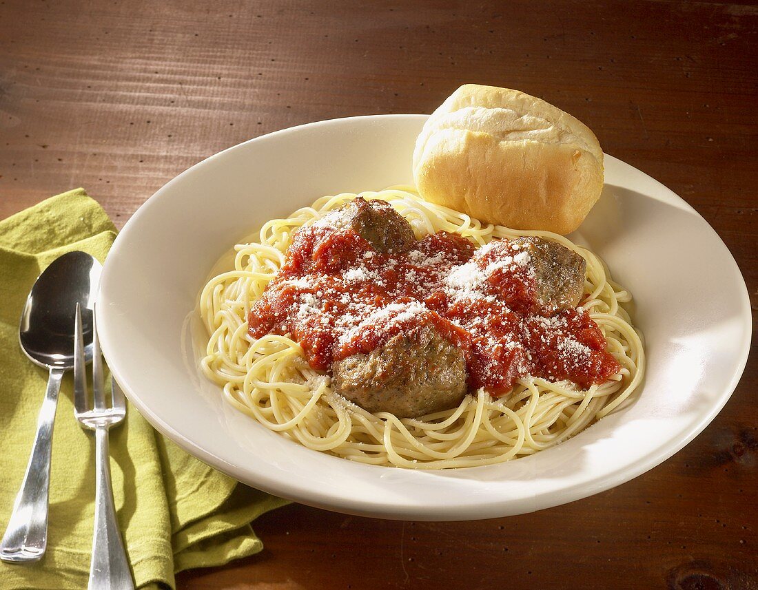 Classic Spaghetti and Meatballs with a Roll