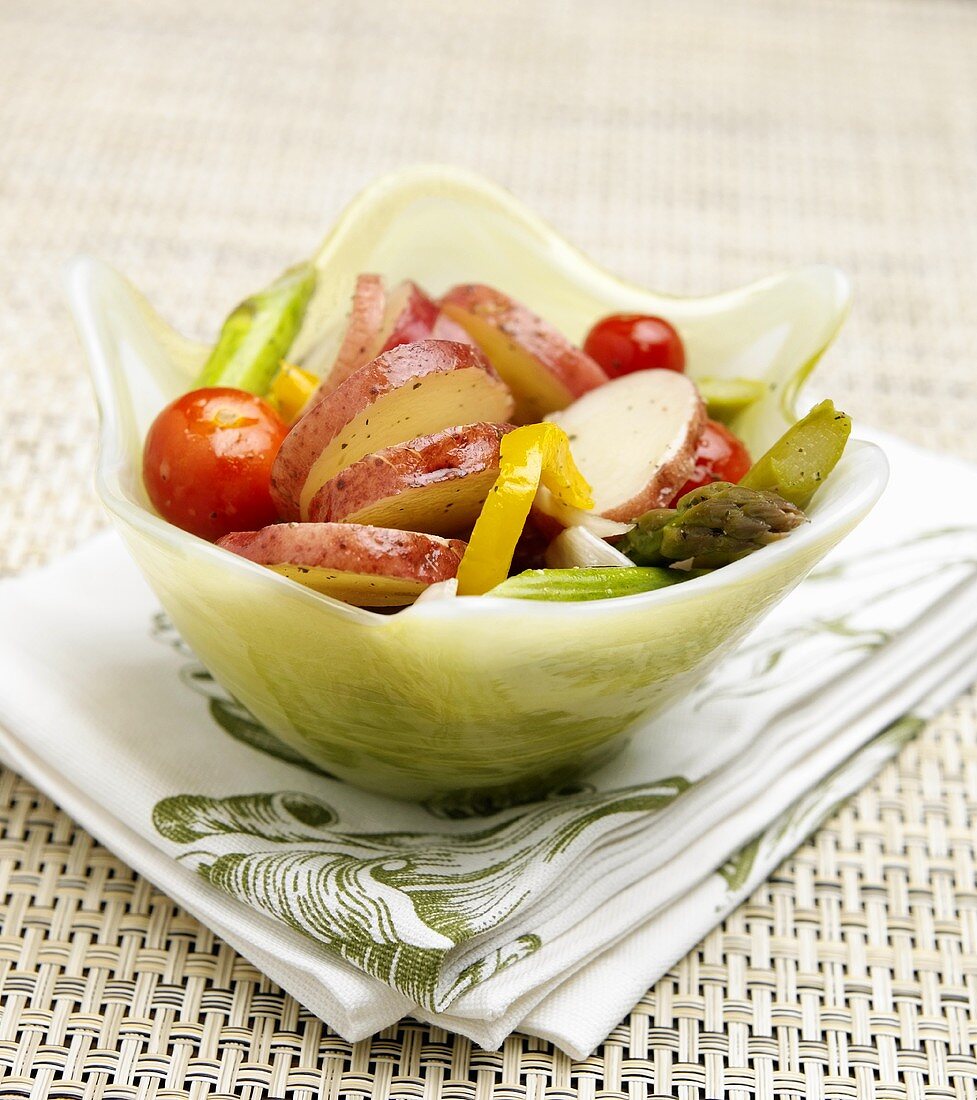 Red Potato Champagne Salad with Asparagus, Tomato and Peppers 