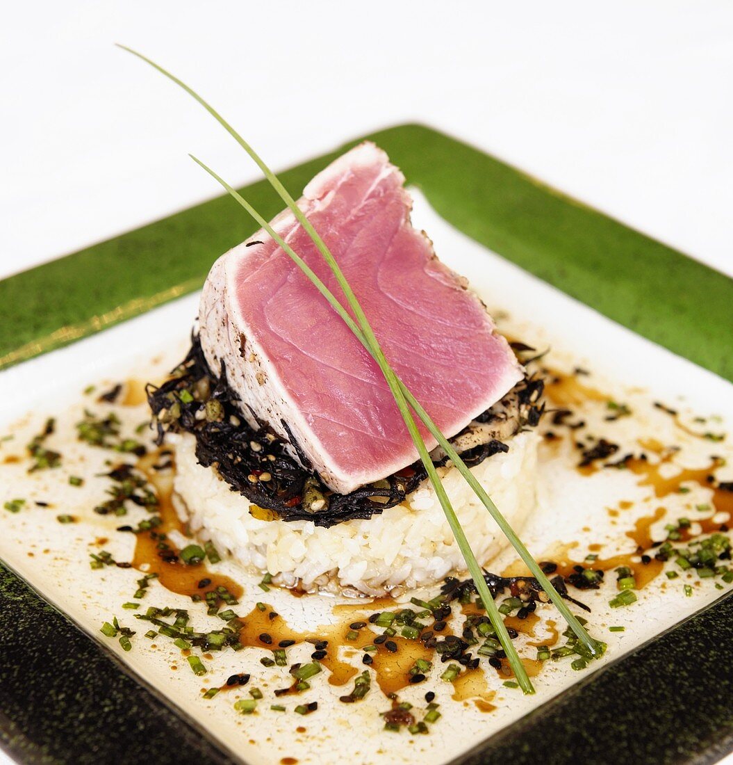 Seared Tuna on Rice with Chives