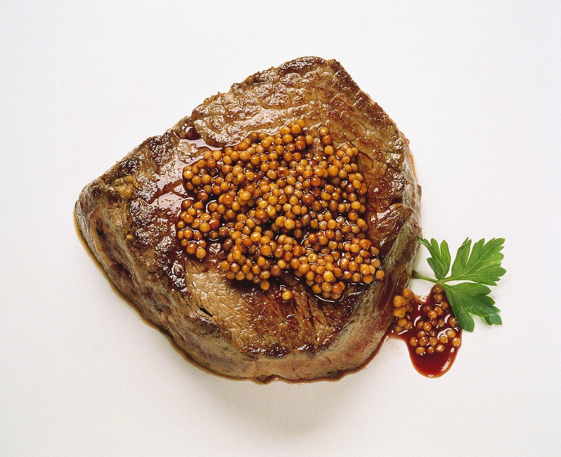Steak mit Senfkörnern