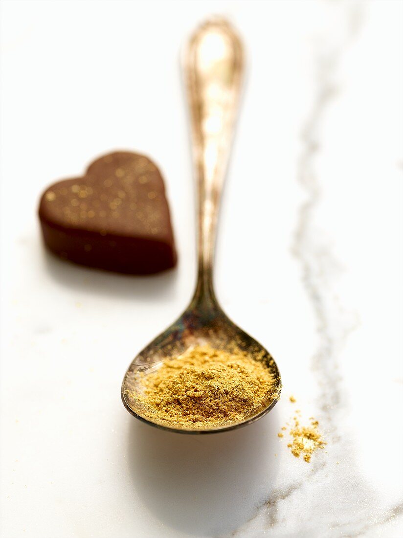Gold,Dust,Decoration,Decorative,Chocolate,Confection,Ingredient,Spoon,Spoonful,Glitter,Edible