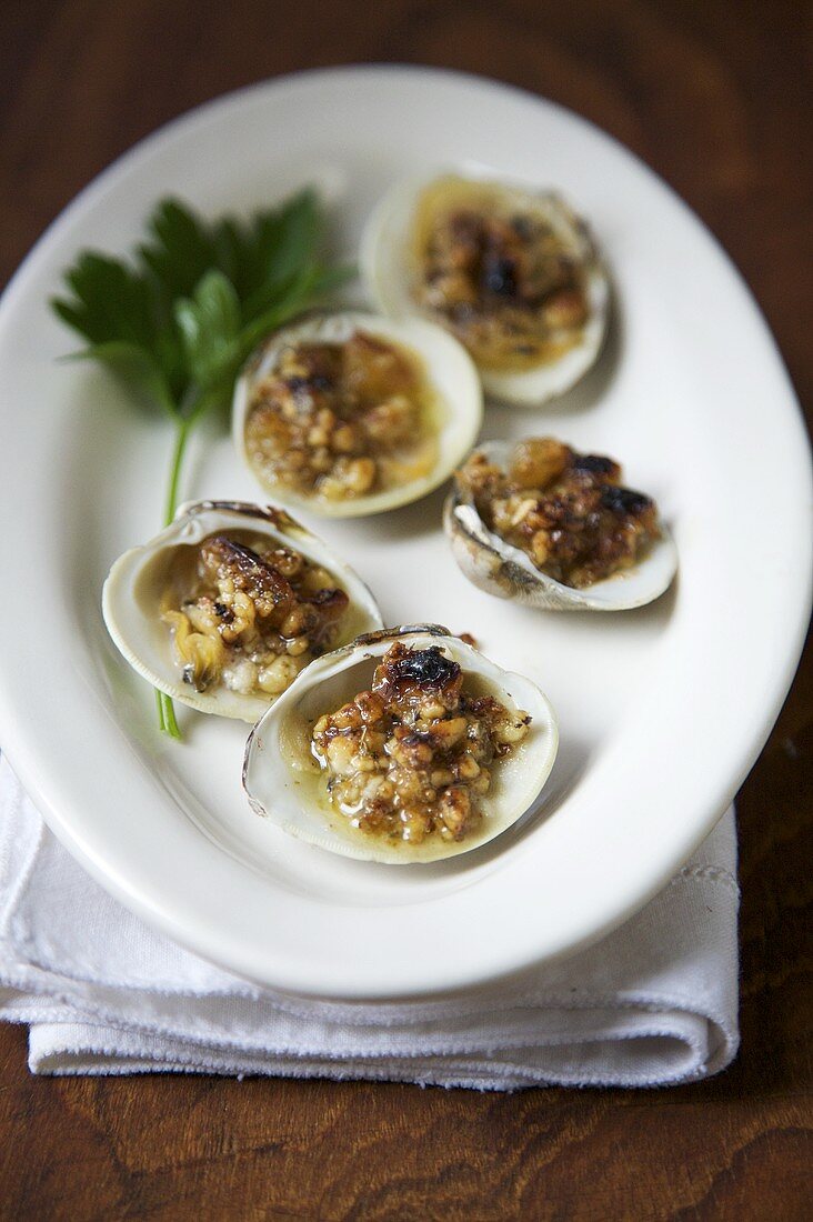 Broiled Stuffed Clams