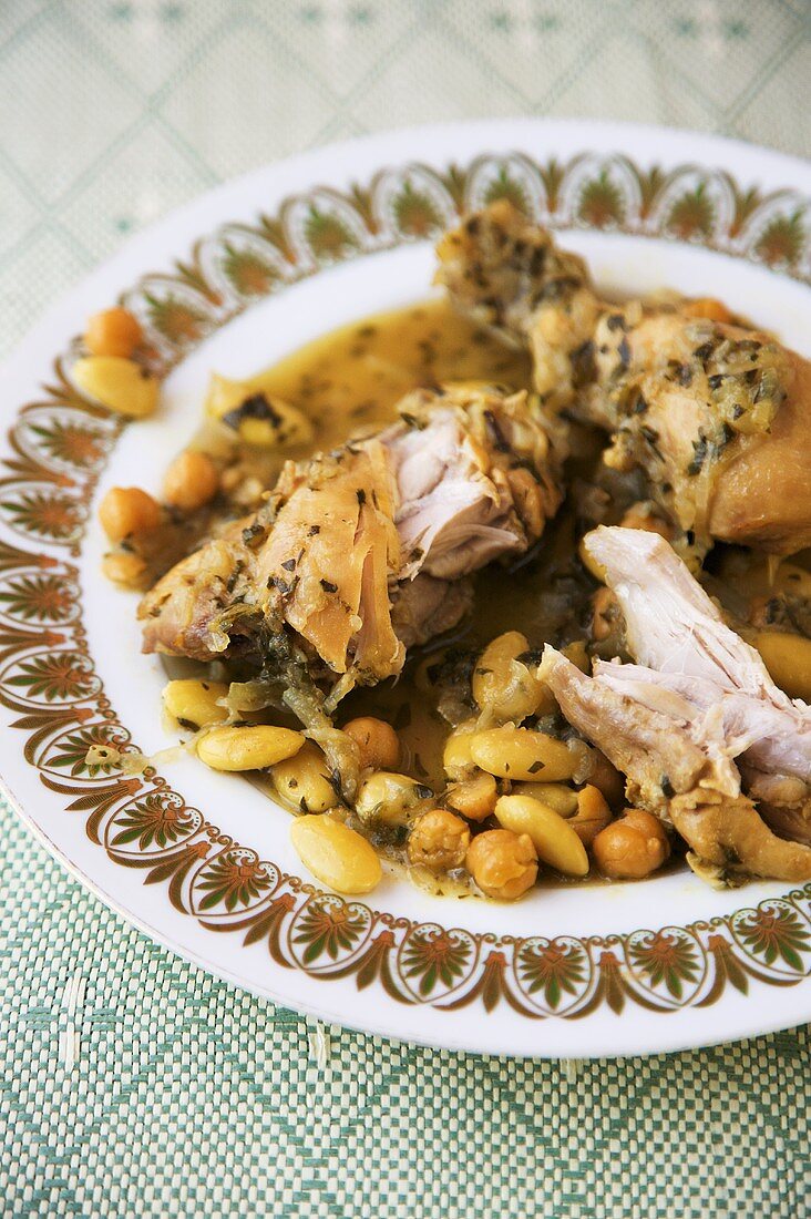 Djej Kdra Touimiya (Moroccan Chicken Stew)