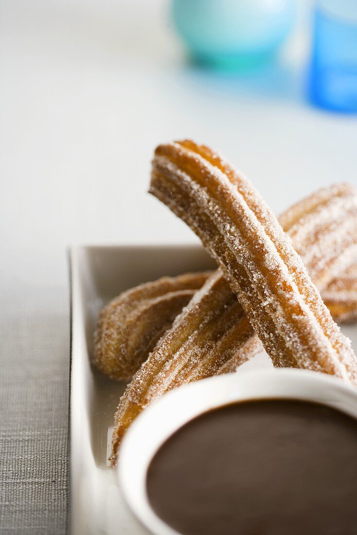 Churros mit Schokoladensauce