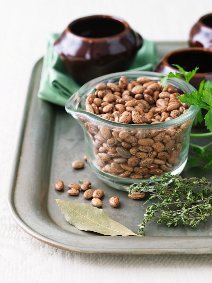 Dry Pinto Beans with Aromatic Herbs
