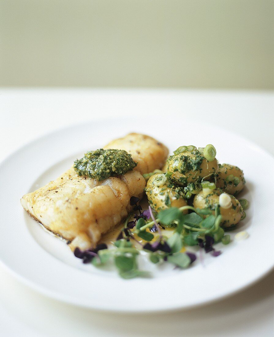 Monkfish mit Kartoffeln und Pesto