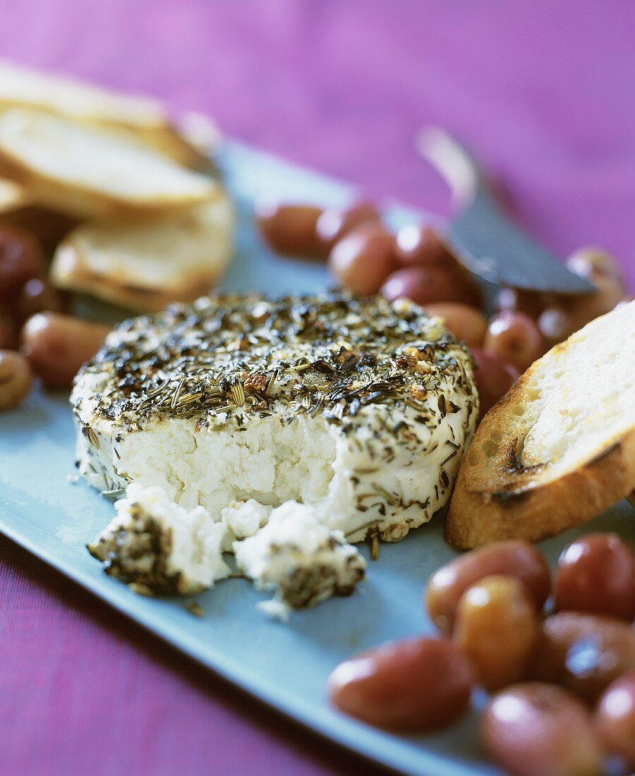Herbed Chevre Cheese with Grapes and Bread