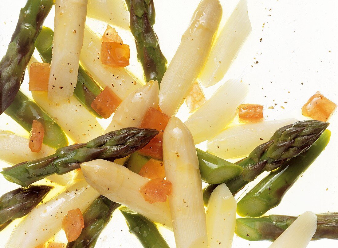 Green & white asparagus with vinaigrette